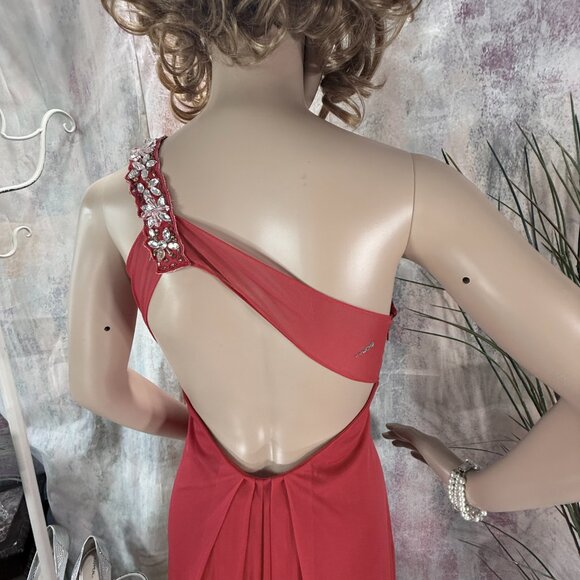 📌 One-Shoulder Draped Chiffon Beaded Plated Bodice Gown Deep Back Neckline - Picture 9 of 16